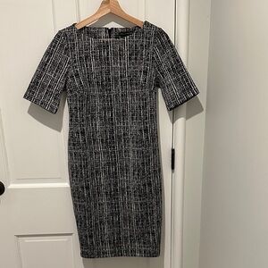 A Pea In the Pod Maternity Dress